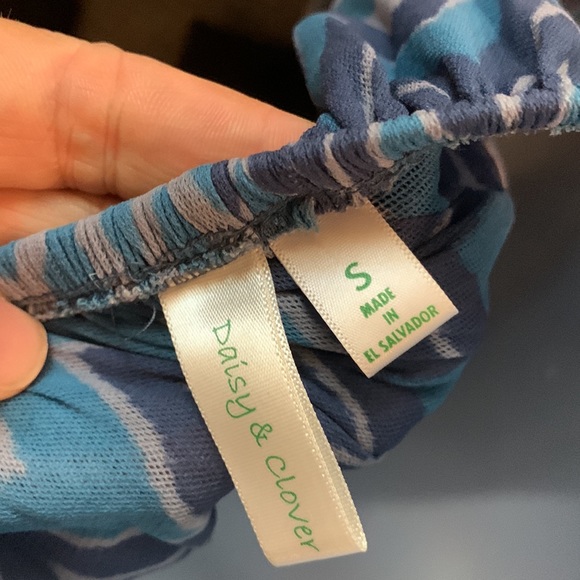 Daisy and Clover multi colored blouse - Picture 5 of 5